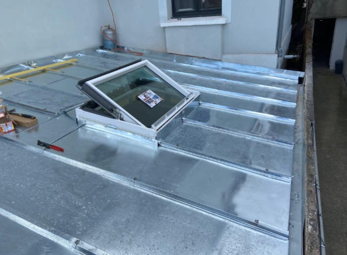 Artisan Couvreur, charpentier, zingueur et ramoneur à Villeneuve-d'Ascq (59650) dans le Nord (59)